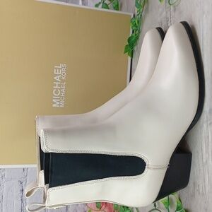 Michael Kors Kinlee Bootie NIB